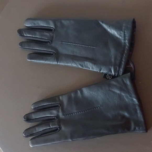 Leather gloves - Picture 1 of 7